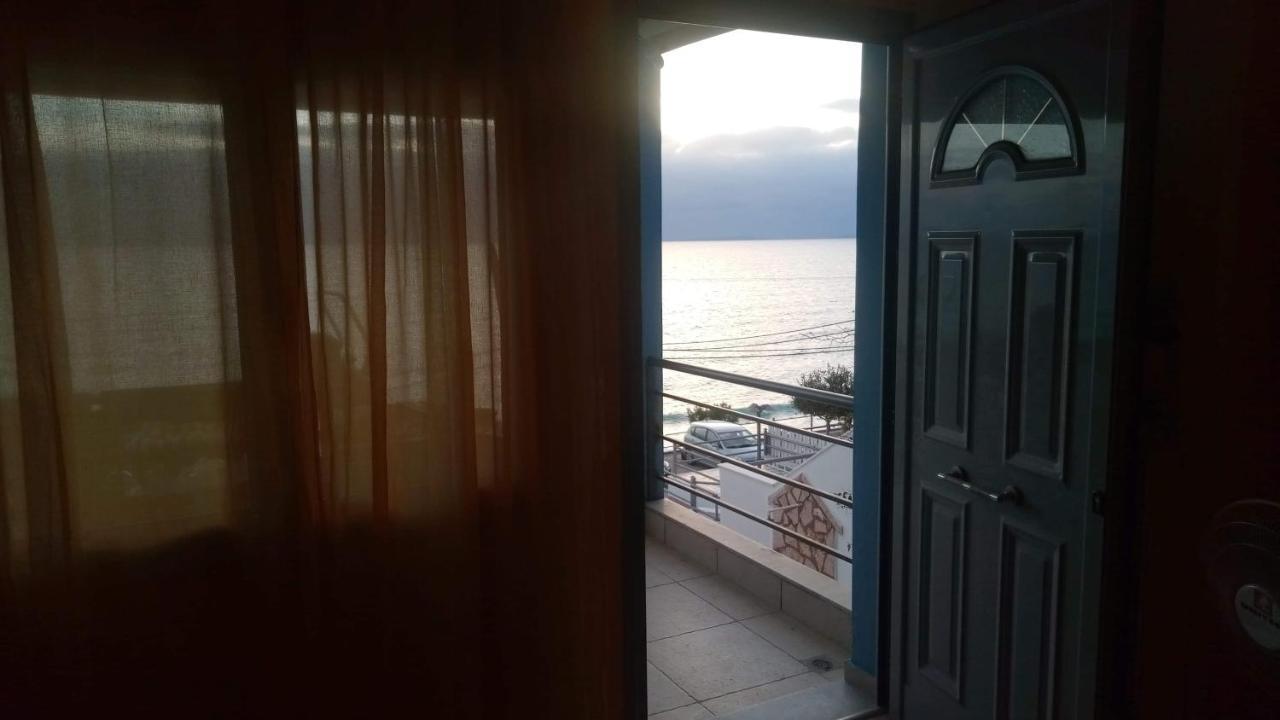 Whole Apartment In Loutsa With Amazing View Exterior photo